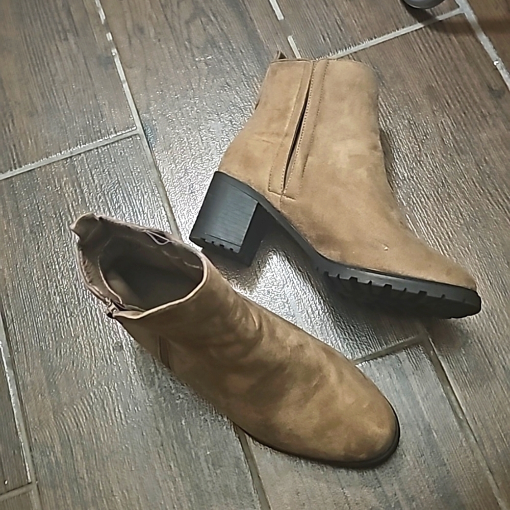 Block Heel, Zip Up Ankle Boots